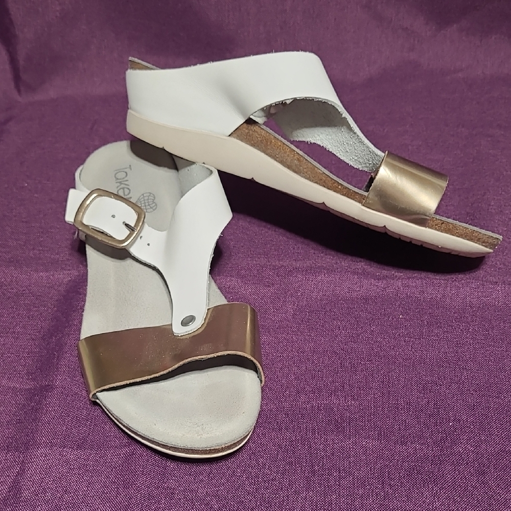 Chic White and Gold Sandals - TakeMe